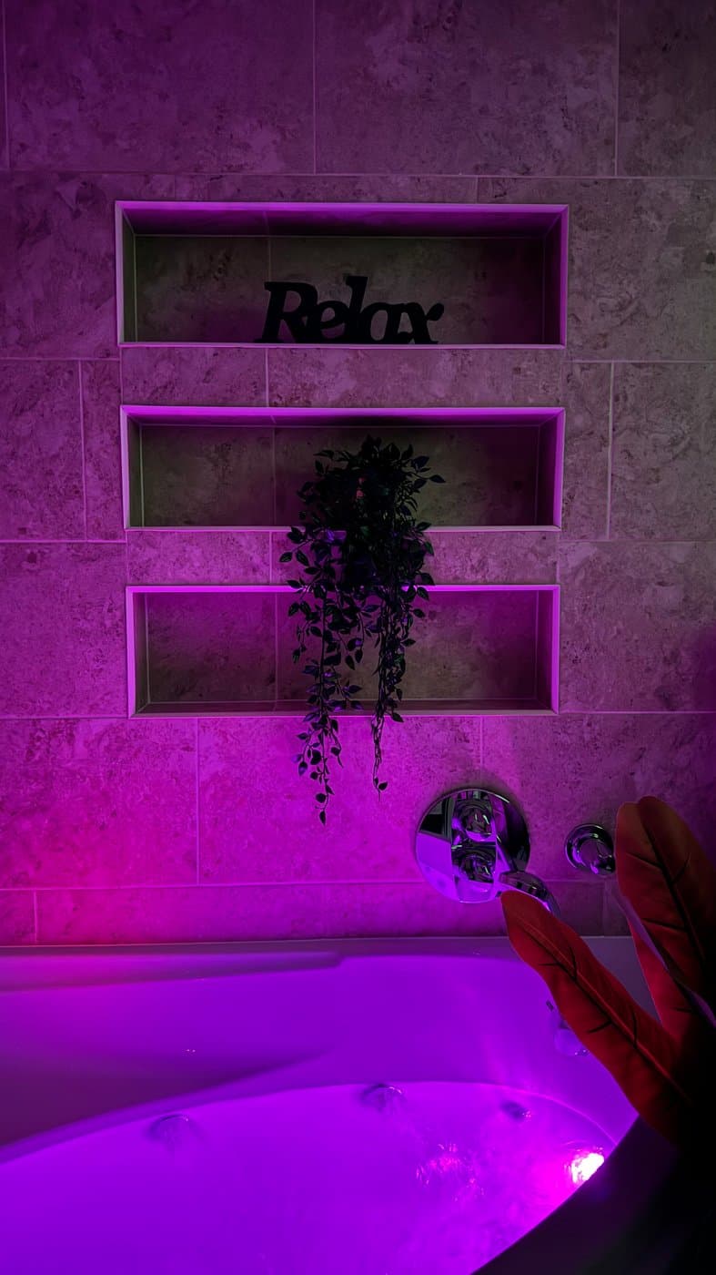 Luxury Spa Retreat in UK: Unique & Vibrant Stay by City Dreams